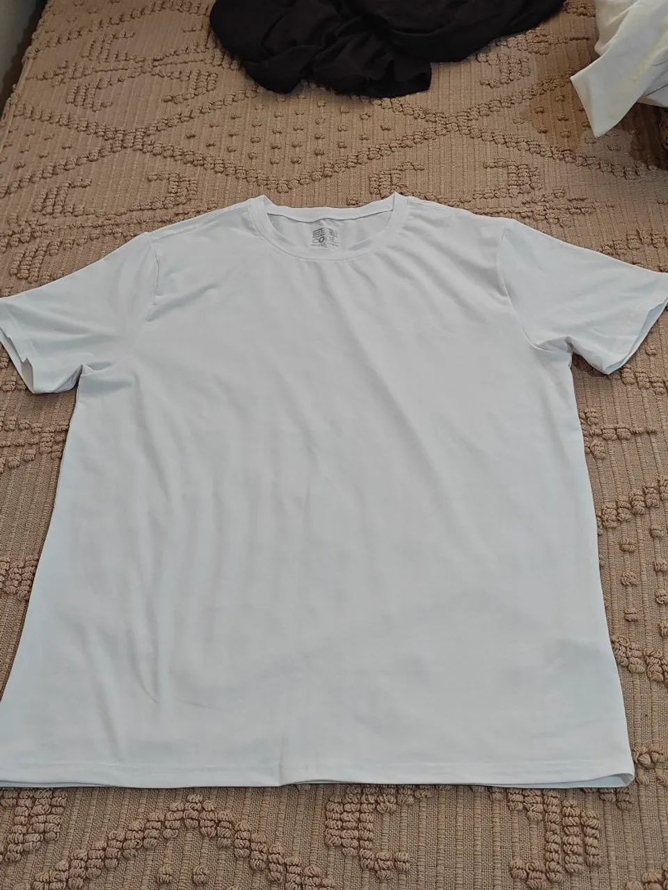 Camiseta 32 degrees, tamanho G, de poliéster 90% com elastano 10% - Foto 3