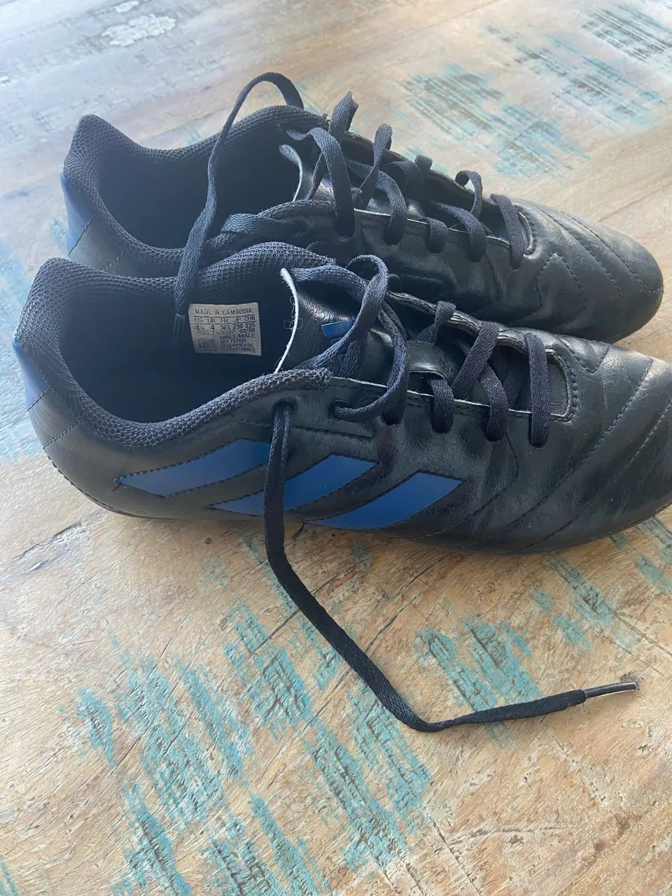 Chuteira Adidas