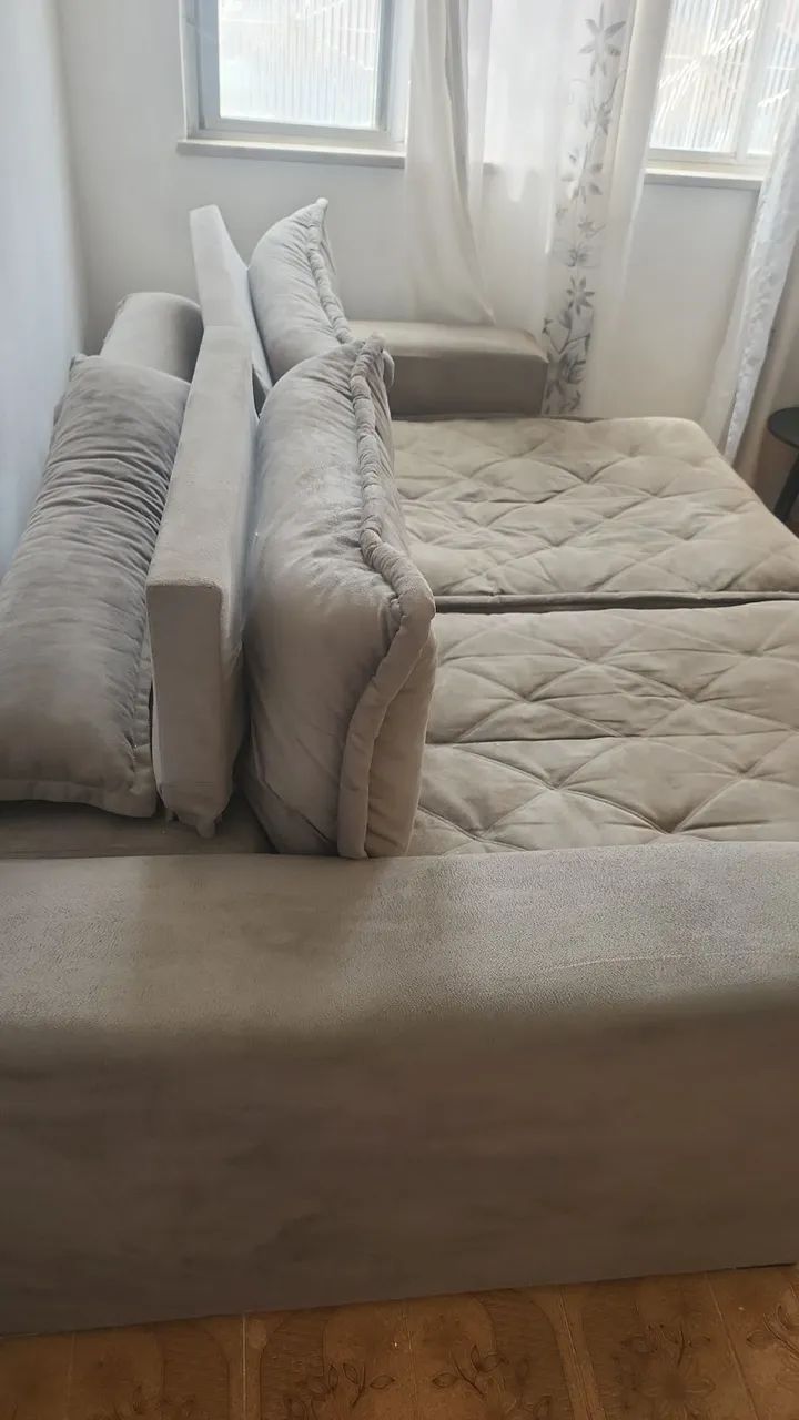 Sofá retrátil espaçoso  - Foto 2