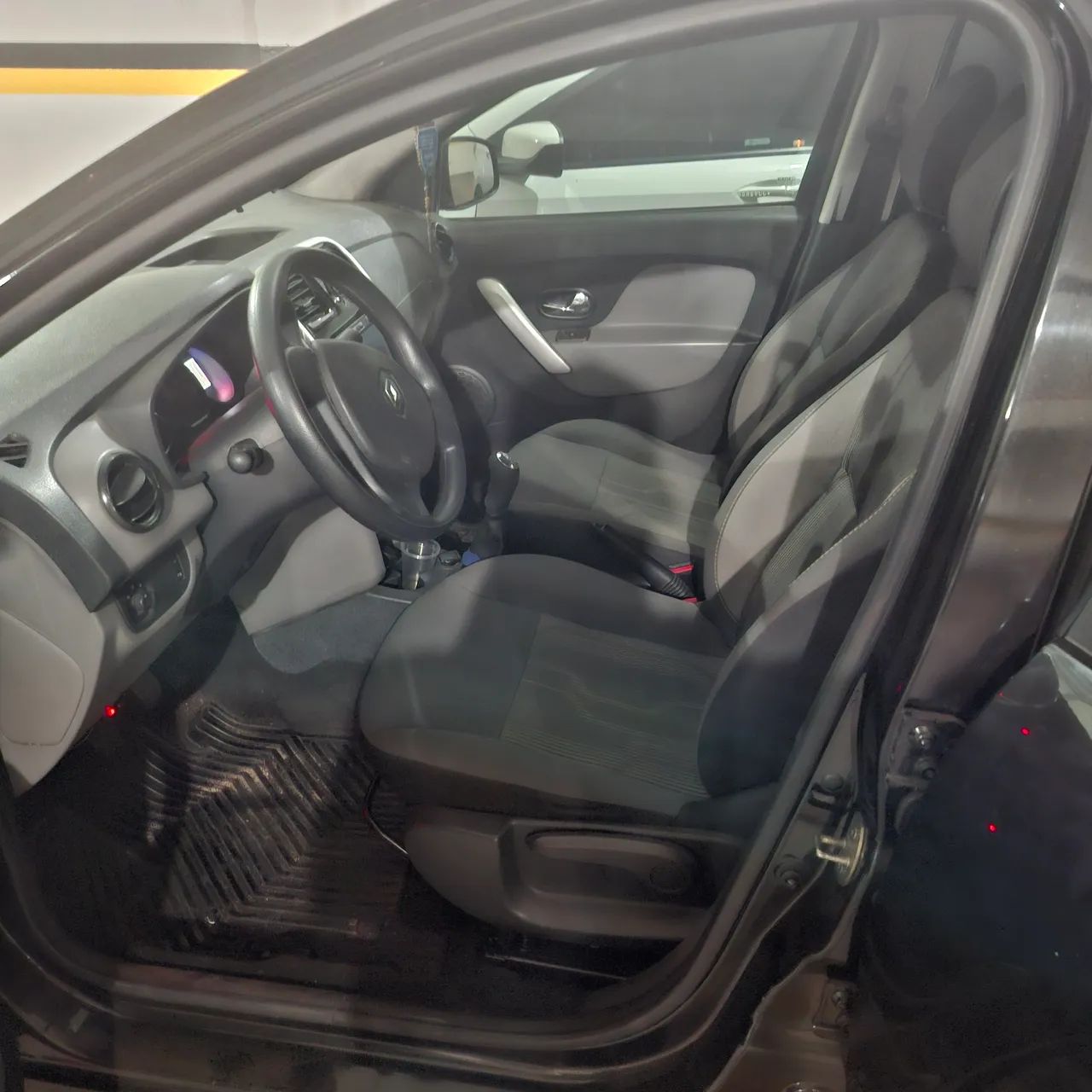 Renault Logan Expression Flex 1.0 12V 4P 2018 - Foto 5