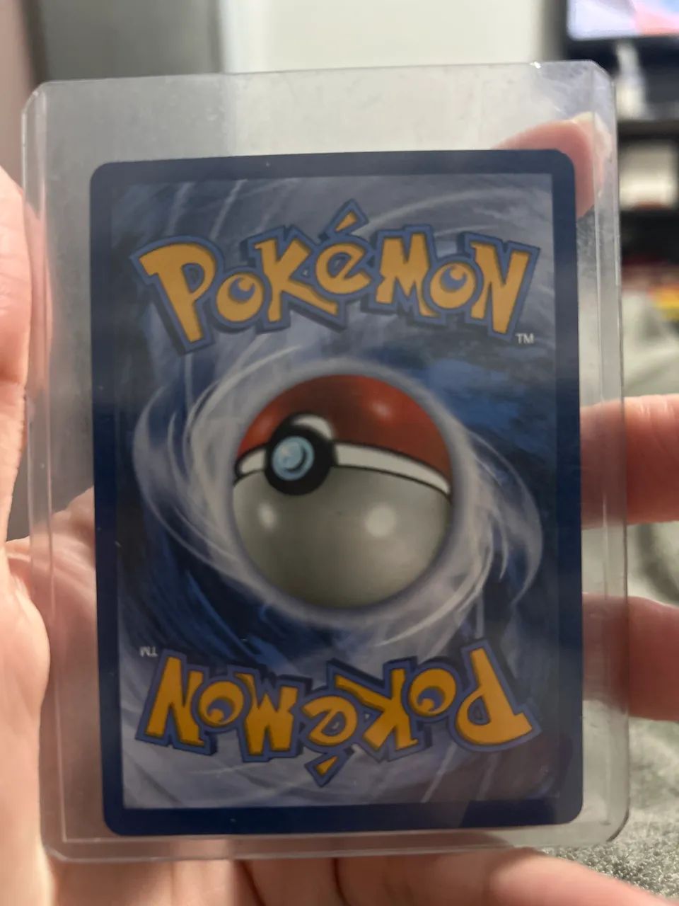 Carta Pokémon Stunfisk de Galar V - Foto 2