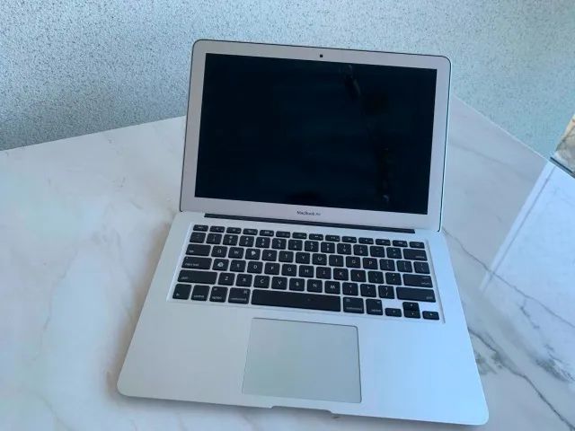 MacBook Air 13" (2017) - 8GB RAM / 121GB SSD  - Foto 5