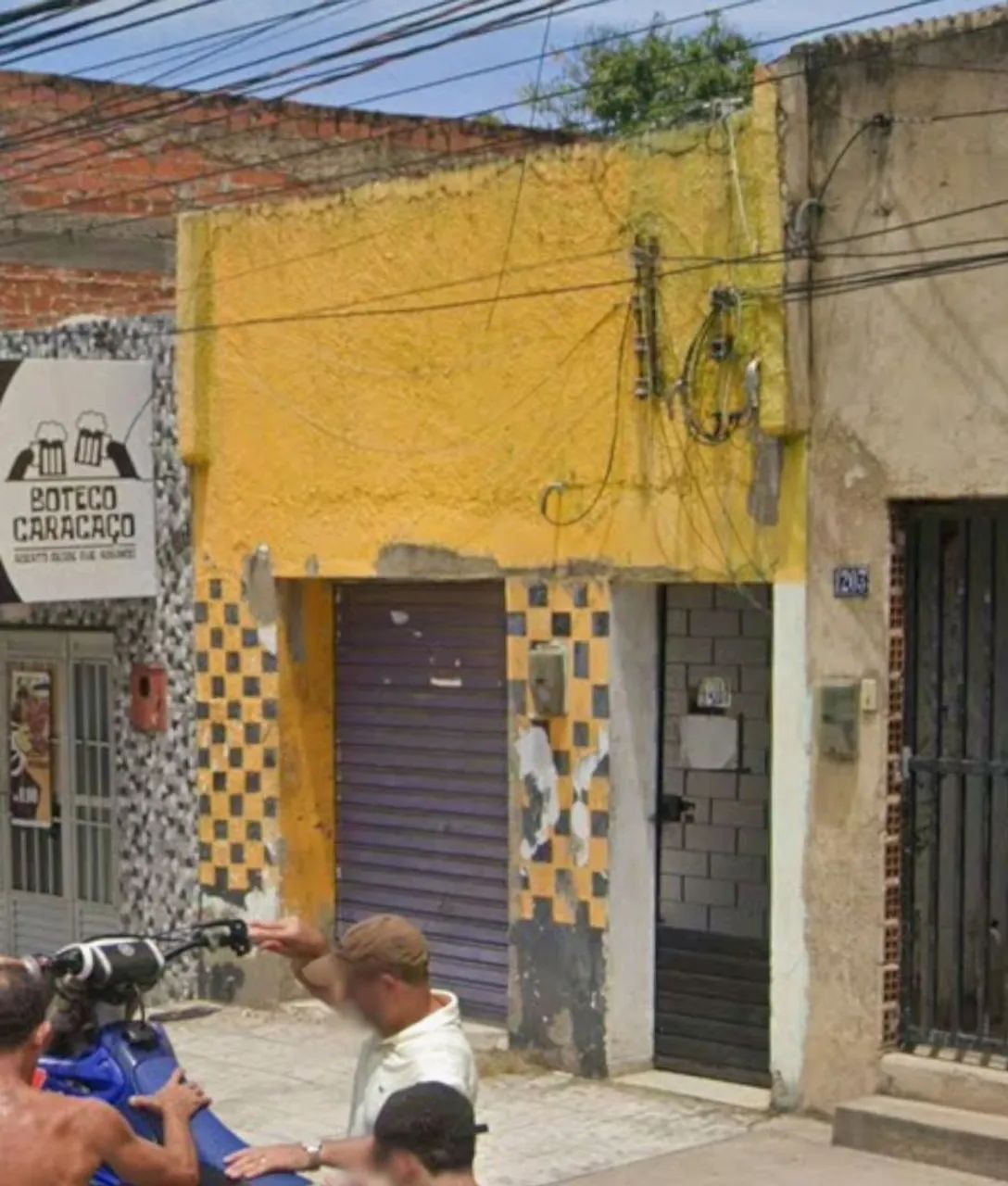 VENDO 4 CASAS COM PONTO COMERCIAL - Foto 2
