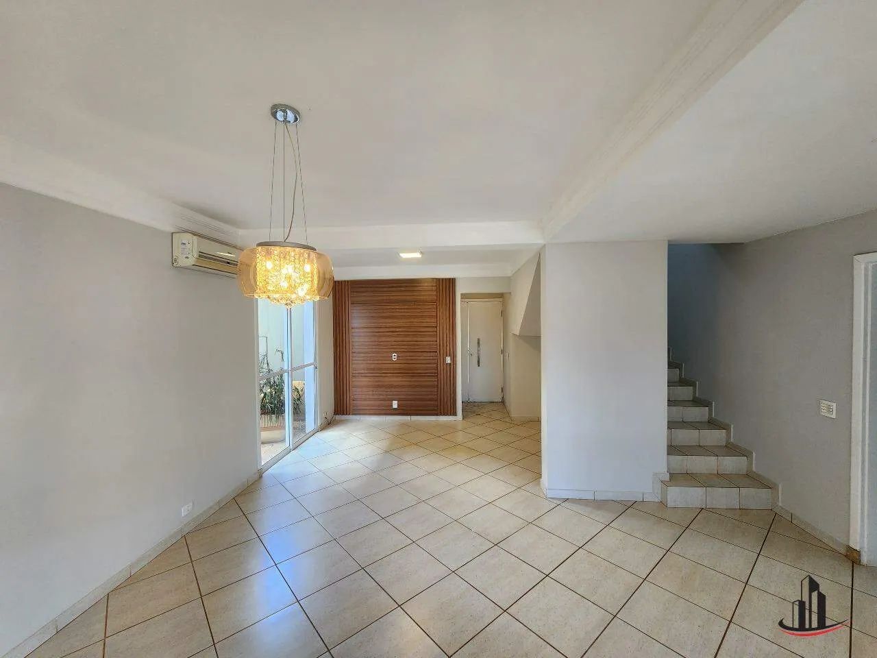 Vila de Barcelona: Alto Padrão com Piscina e Suíte Master com Closet - Foto 4