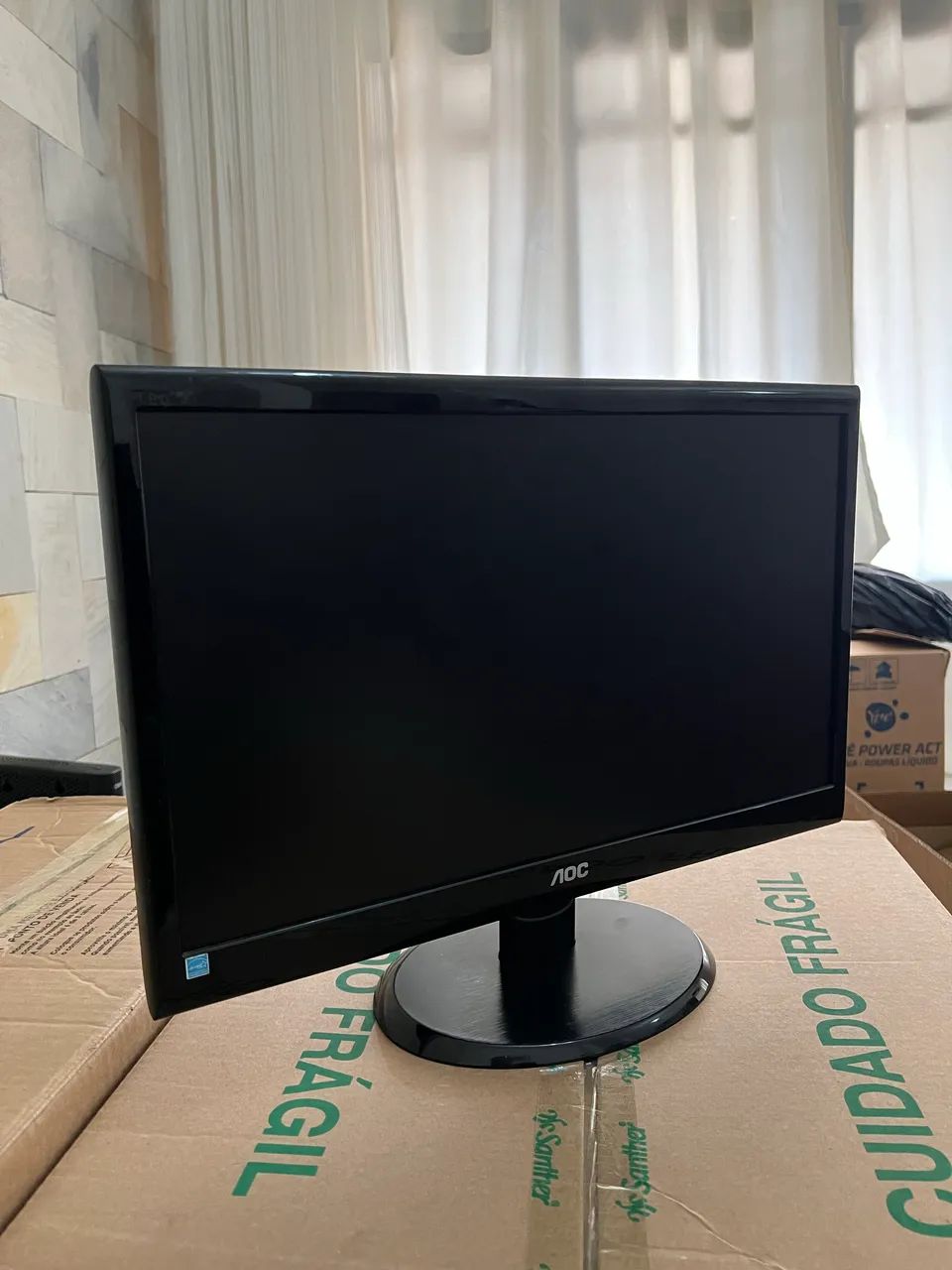 Monitor AOC 20? HD+ 2013 LCD
