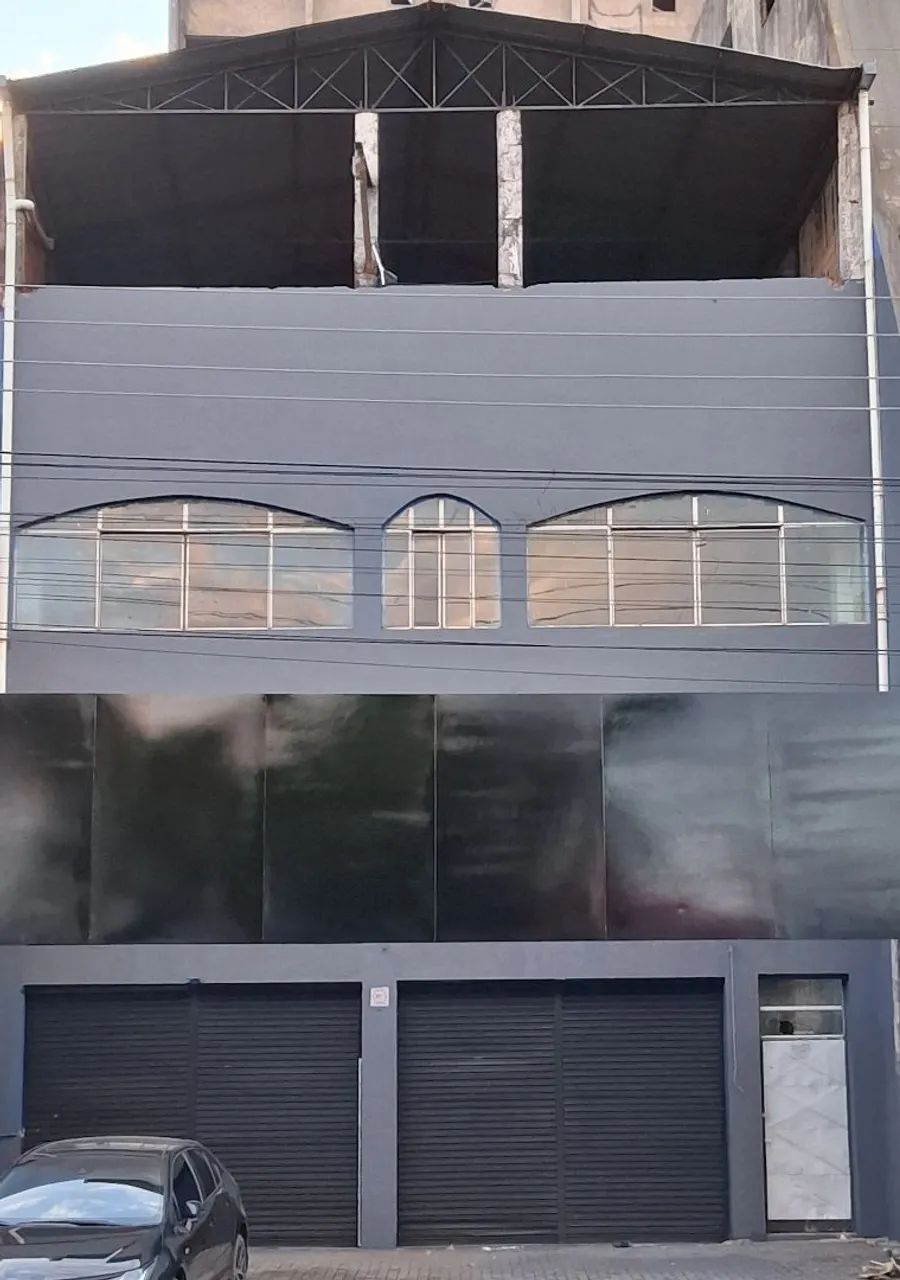 Prédio na Av. Joscelino Kubitschek Vende