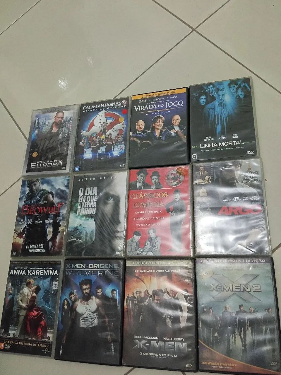 Lote de DVD 12 unidades 