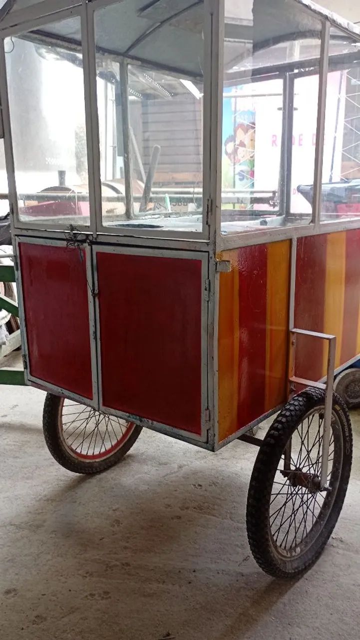 Vendo carroçinha de pipoca  - Foto 2