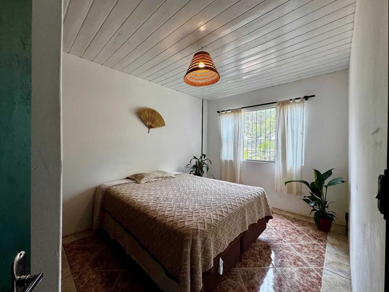 Quartos privativos e suítes disponíveis pra locação mensal  - Foto 3