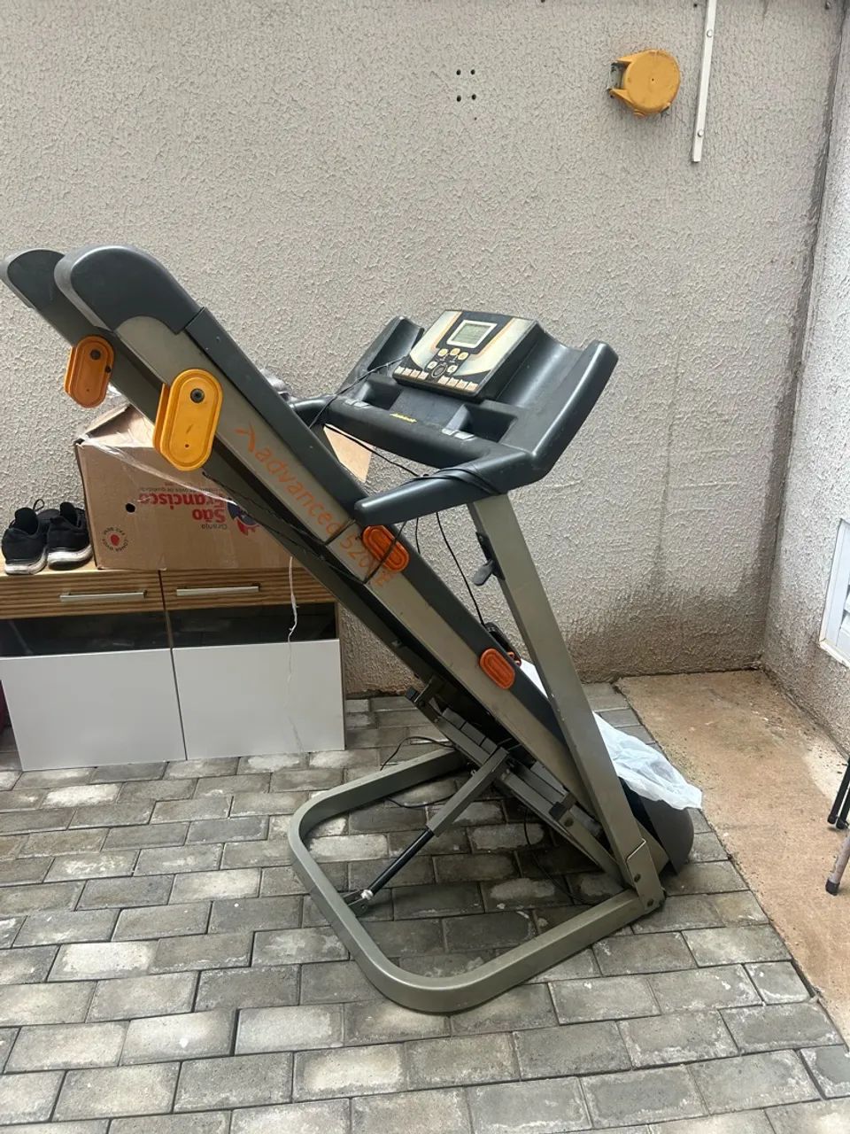Esteira Athletic 520EE - Foto 2