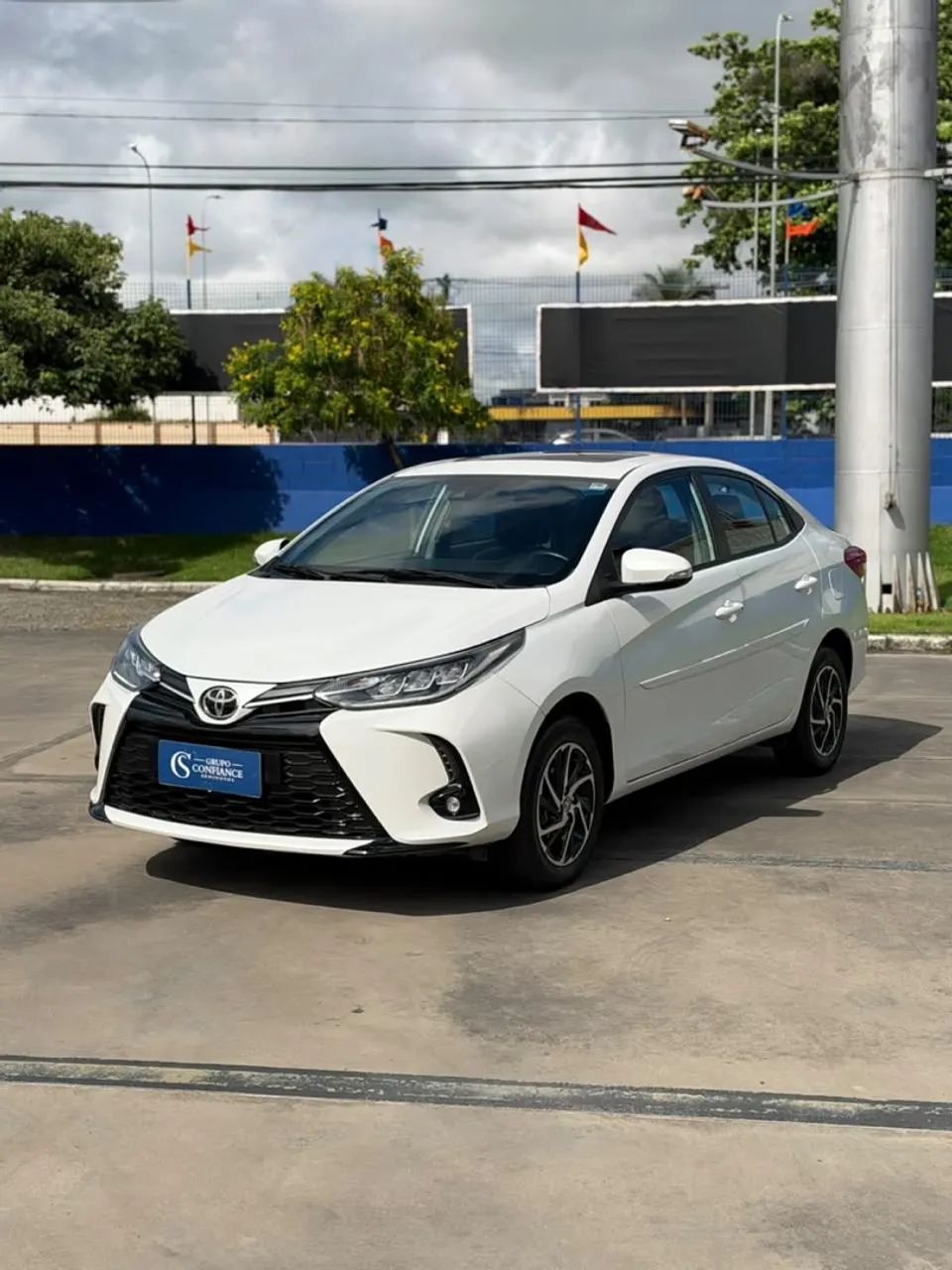 Toyota Yaris XLS SEDAN 1.5 FLEX 16V 4P AUT. 2024