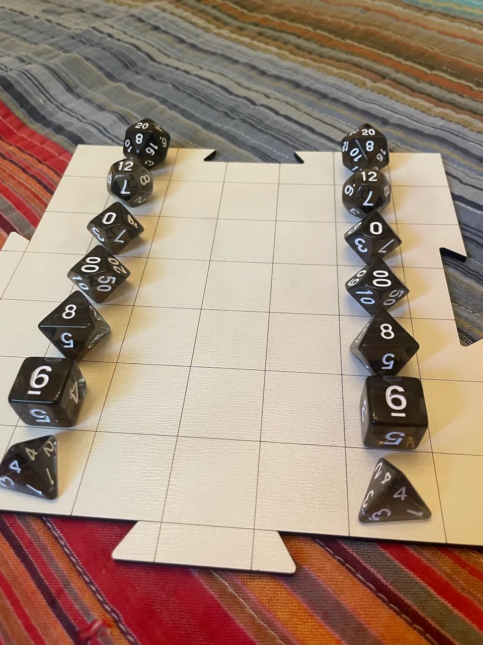 Conjunto 14 dados pretos RPG + bag de brinde - Foto 2