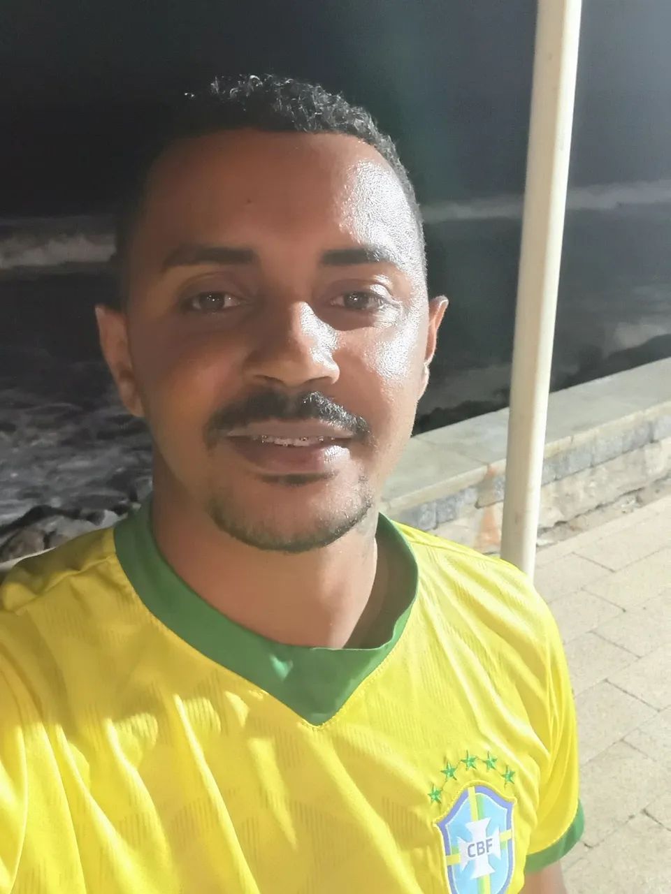 Ajudante de mecânica automotiva leve