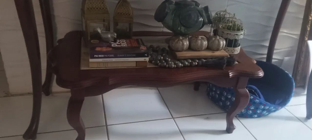 Mesa de centro com mármore