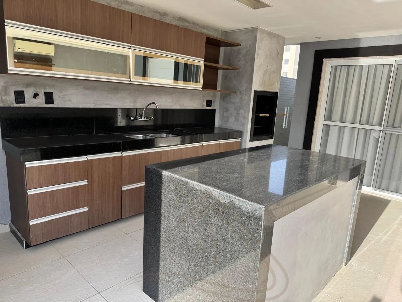 Casa de Alto Padrão no Recreio dos Bandeirantes: 5 Quartos, 5 Suítes, 2 Salas e 370m²! - Foto 12