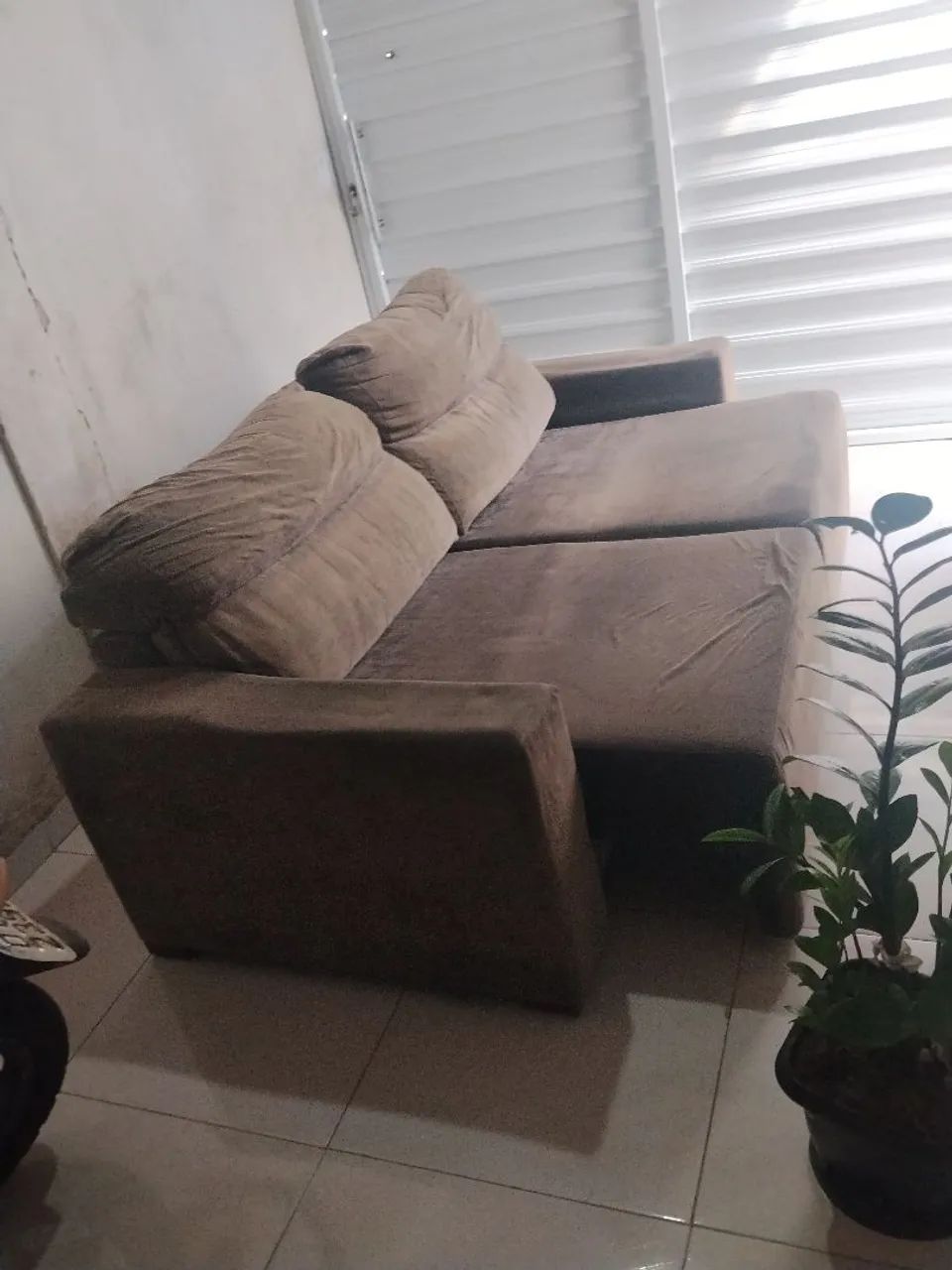 Vendo sofá retrátil e reclinável usado em boas condições  - Foto 3