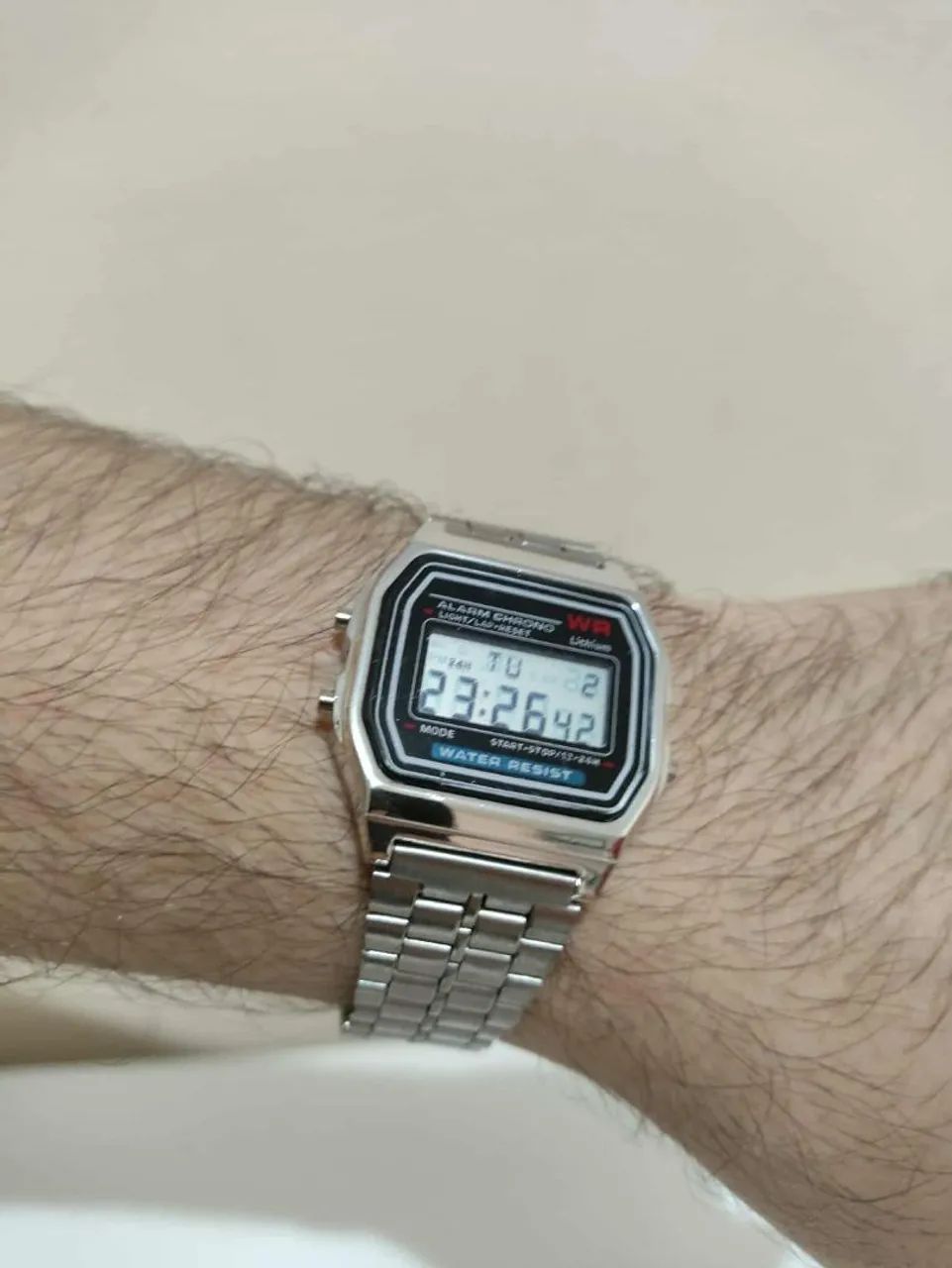 Relógio pulseira de aço estilo Casio clássico  - Foto 2