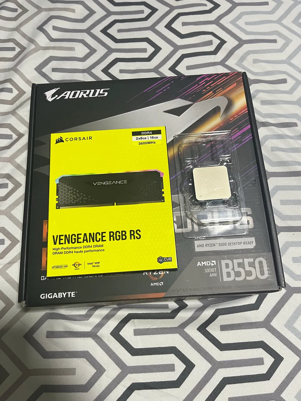 B550 TUF GAMING RYZEN 7 5800X3D 2 MEMORIAS 4133MHZ DDR4 XPG
