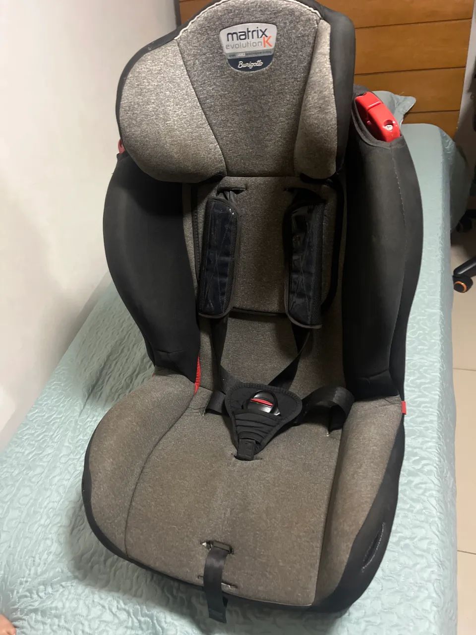 Vendo Cadeira veicular para criança 