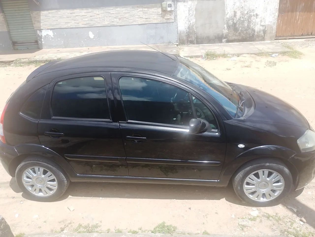 Citroën C3 C3 GLX 1.4/ GLX Sonora 1.4 Flex 8V 5p 2011