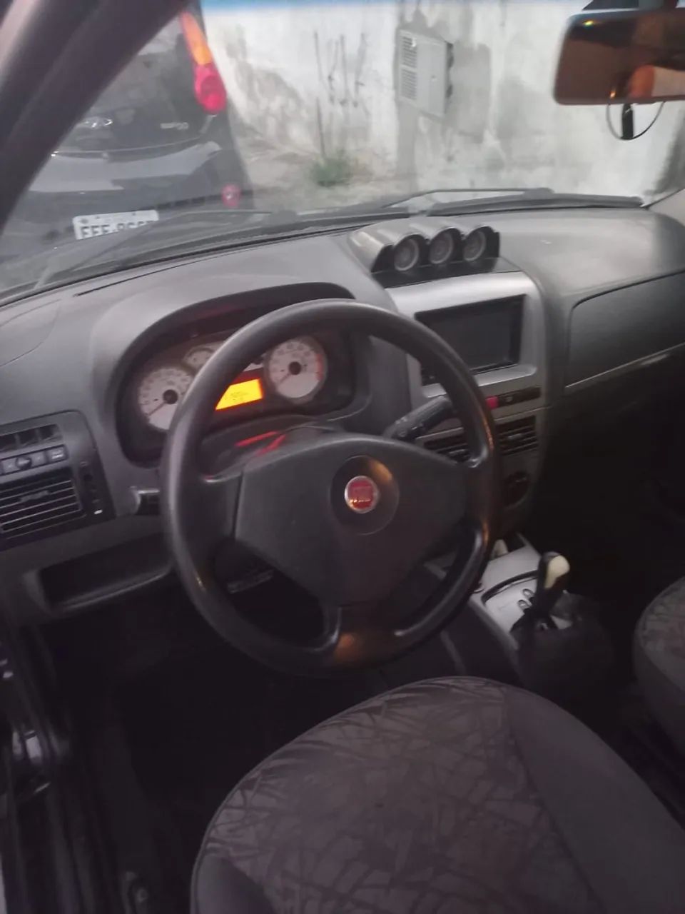 Fiat Palio Week.adv.lock.dualogic 1.8 Flex 2010 - Foto 5