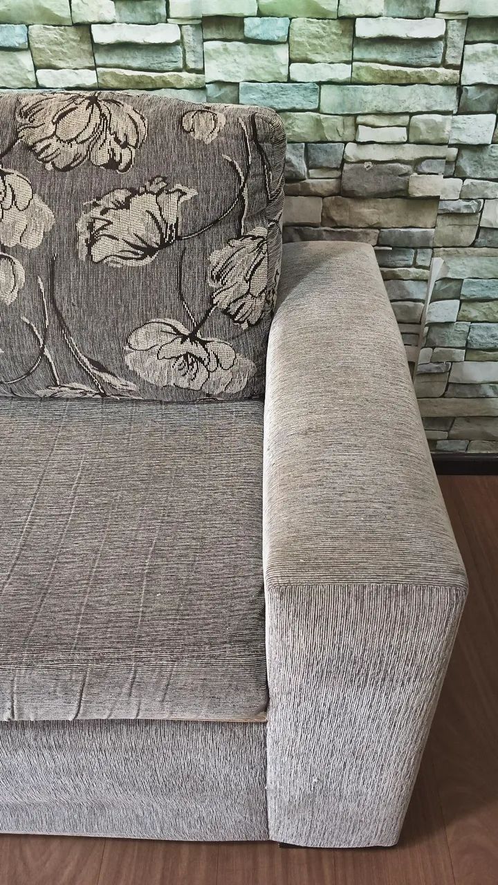 Sofá 3 lugares em tecido Chenille 210cm x 85cm - Foto 3