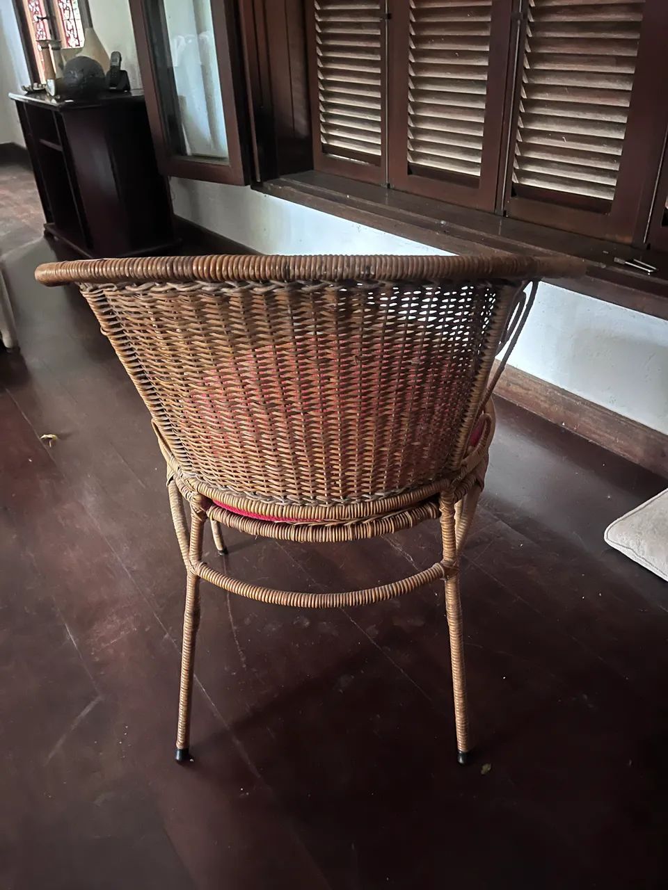 Poltrona de palha com almofada - Foto 4