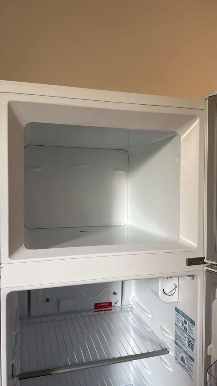 Geladeira Electrolux 260L - Foto 4