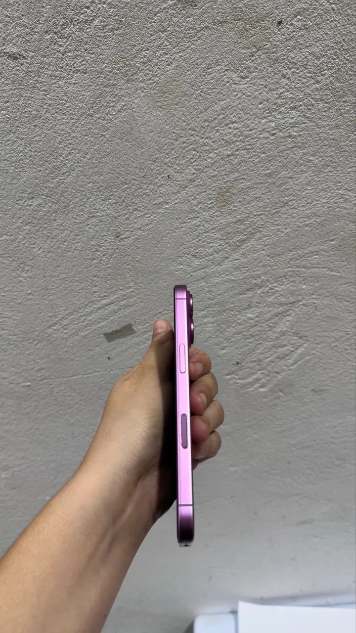 iPhone 16  - Foto 3
