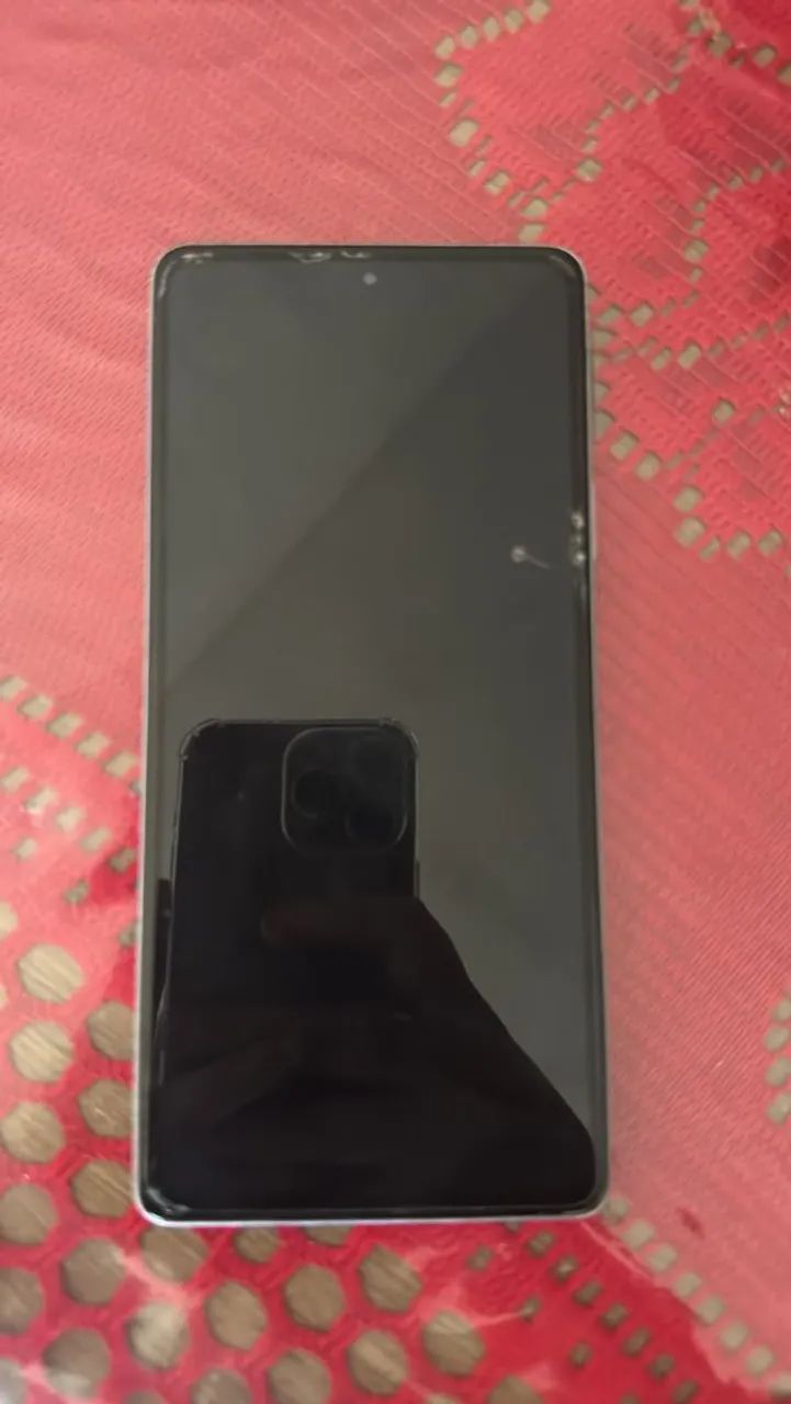 Motorola Edge 30 Pro  - Foto 2