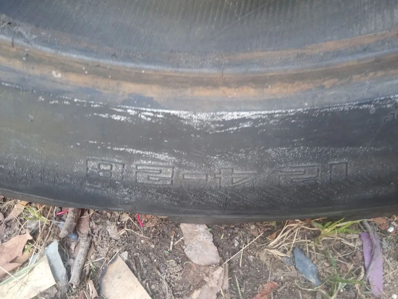 Pneu 12-4-28 - Foto 2