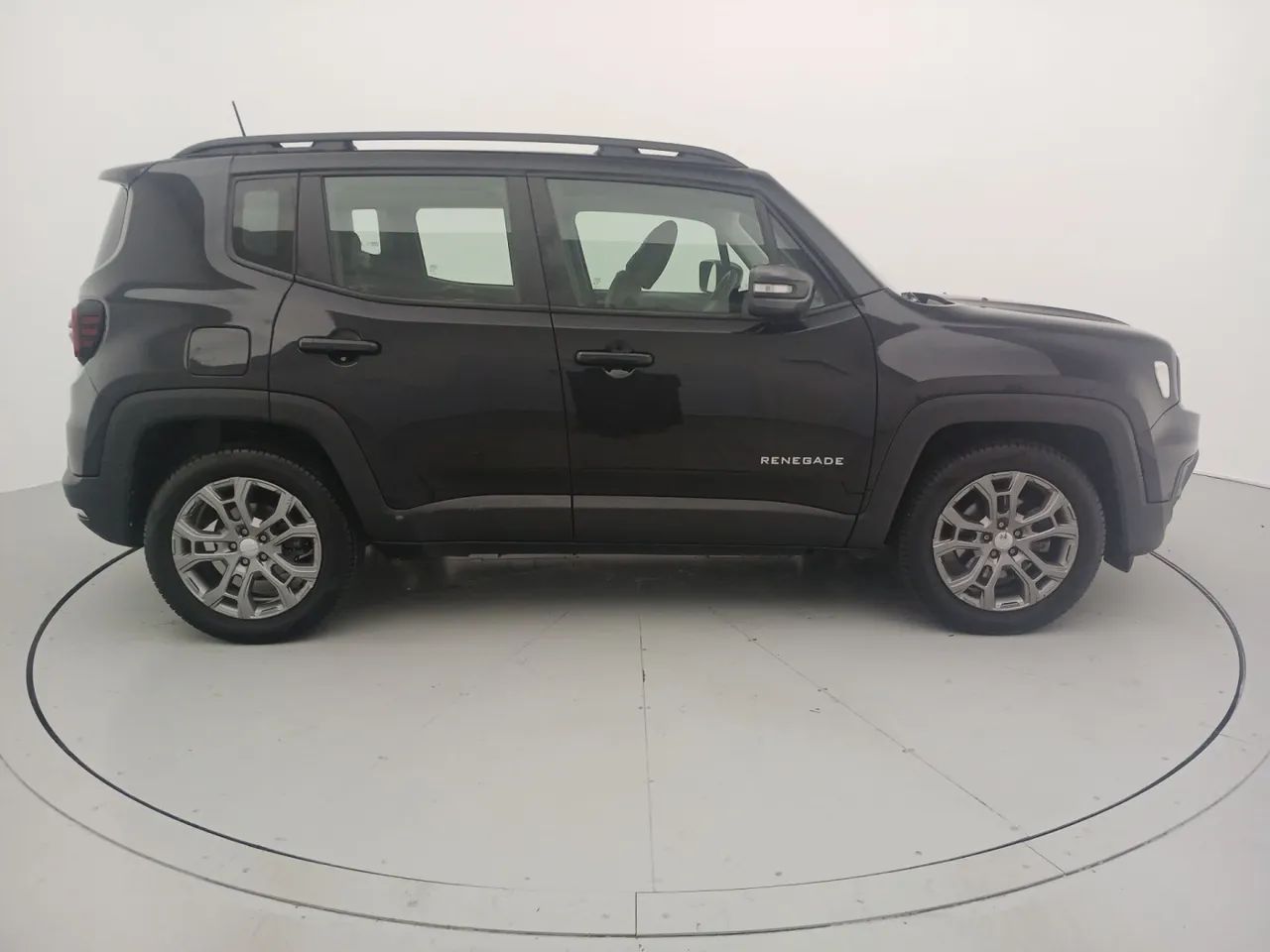 Jeep Renegade Long. T270 1.3 TB 4x2 Flex Aut., foto 6 de 18