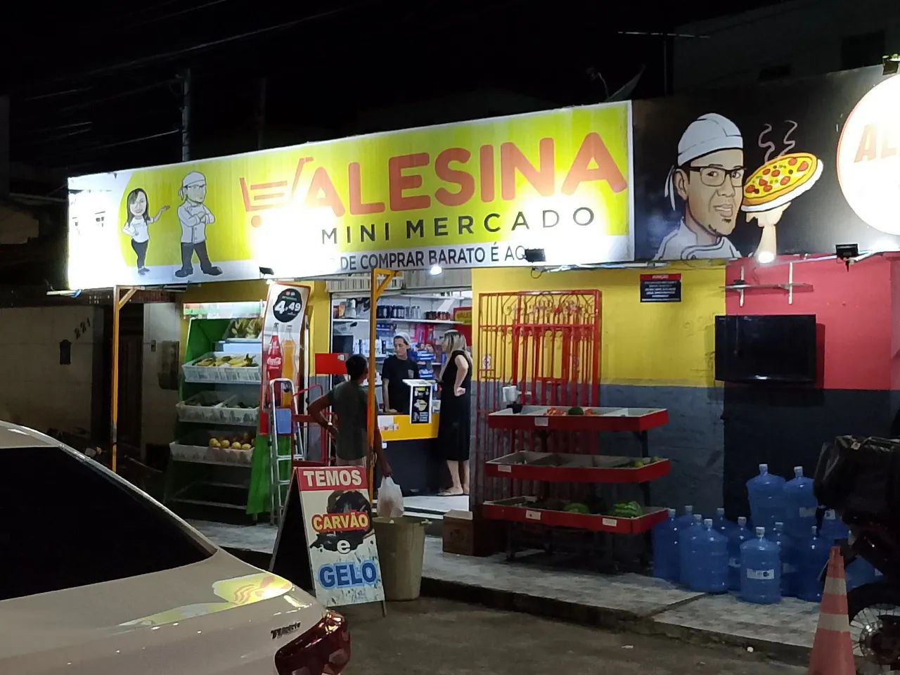 Precisa-se de Ajudante Geral