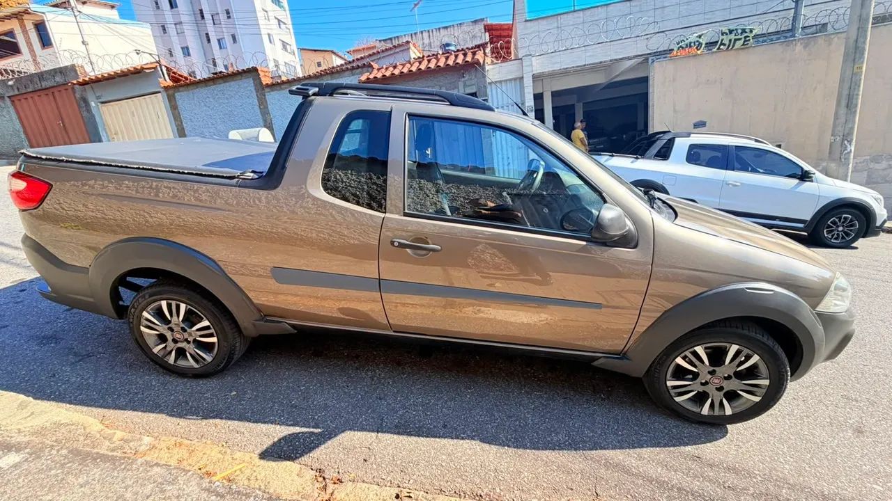 Fiat Strada Working Celeb.1.4 Fire Flex 8V CE 2016 - Foto 4