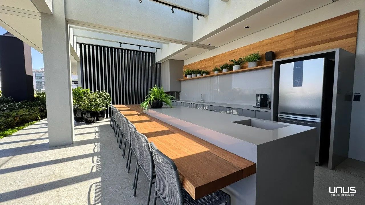 Apartamento com 3 suítes em Florianópolis - Foto 2