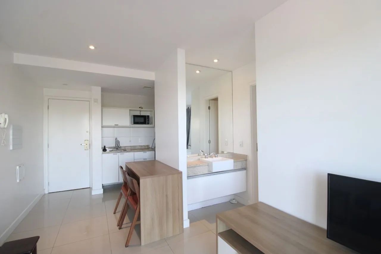 Studio 6677, Quarto e sala com varanda e todo mobiliado. Vaga,Lazer completo. - Foto 3