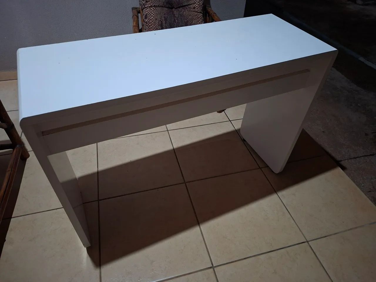 Escrivaninha super conservada  - Foto 2