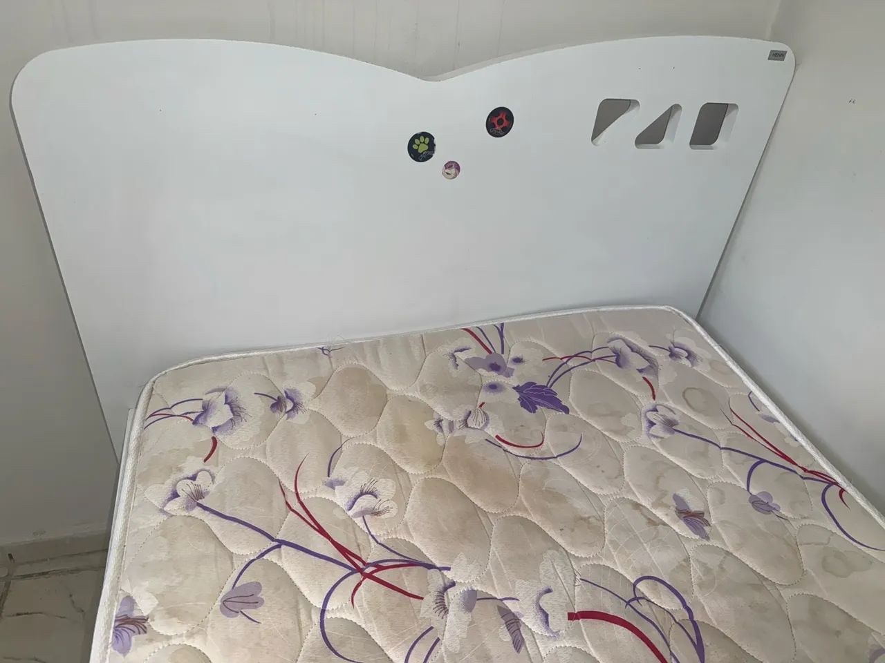Cama de solteiro branca - Foto 4