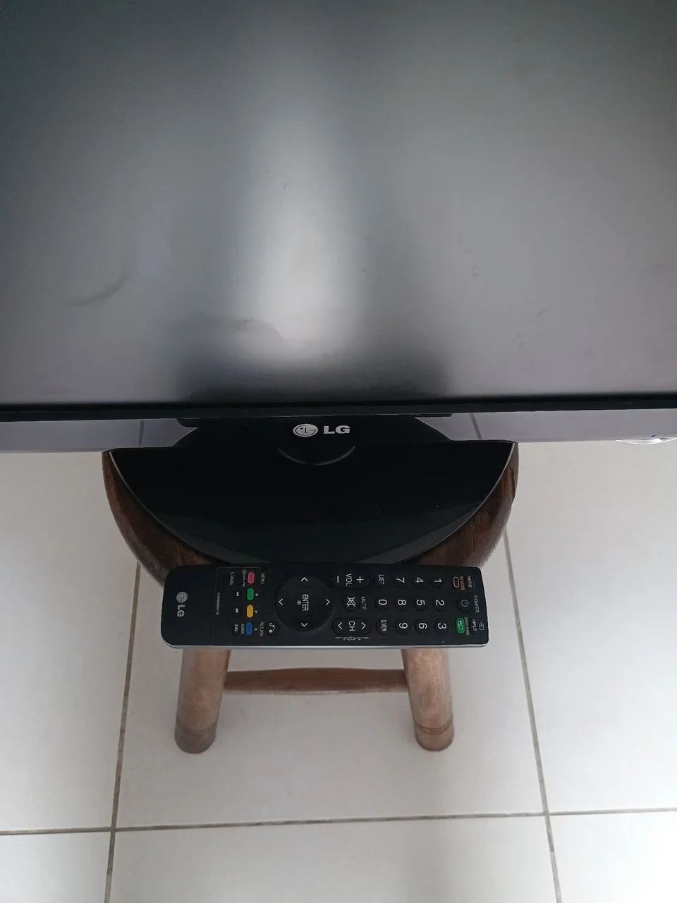 TV LG LCD 22 POLEGADAS 