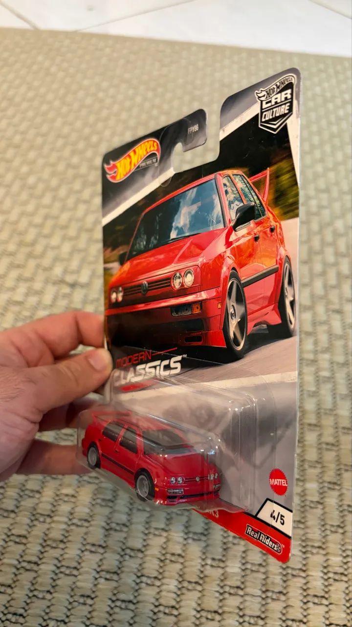 Hot Wheels Volkswagen Jetta Mk3 Modern Classics Premium Cor Vermelha - Foto 2