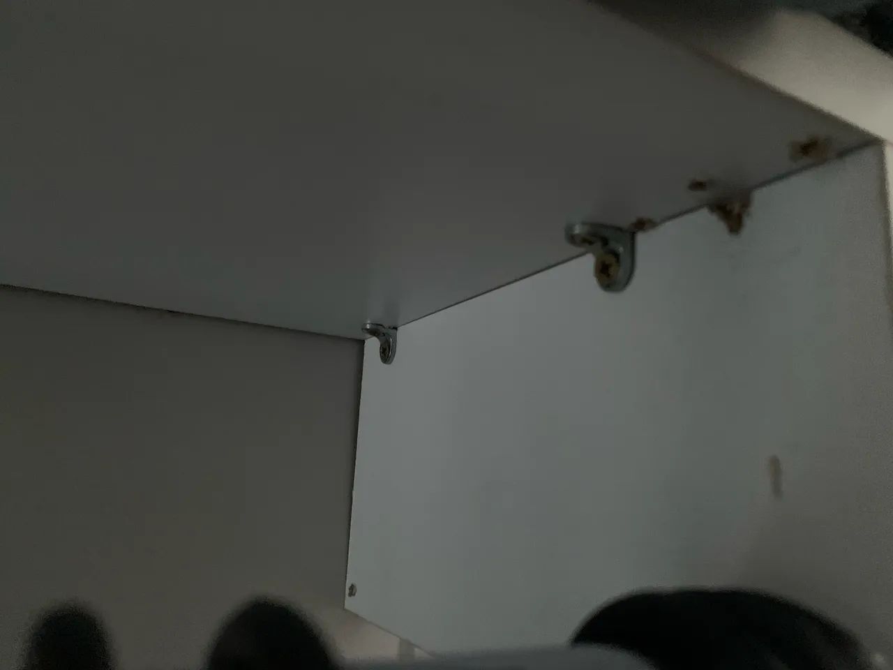 Prateleira/estante com espaço para cabides - Foto 3