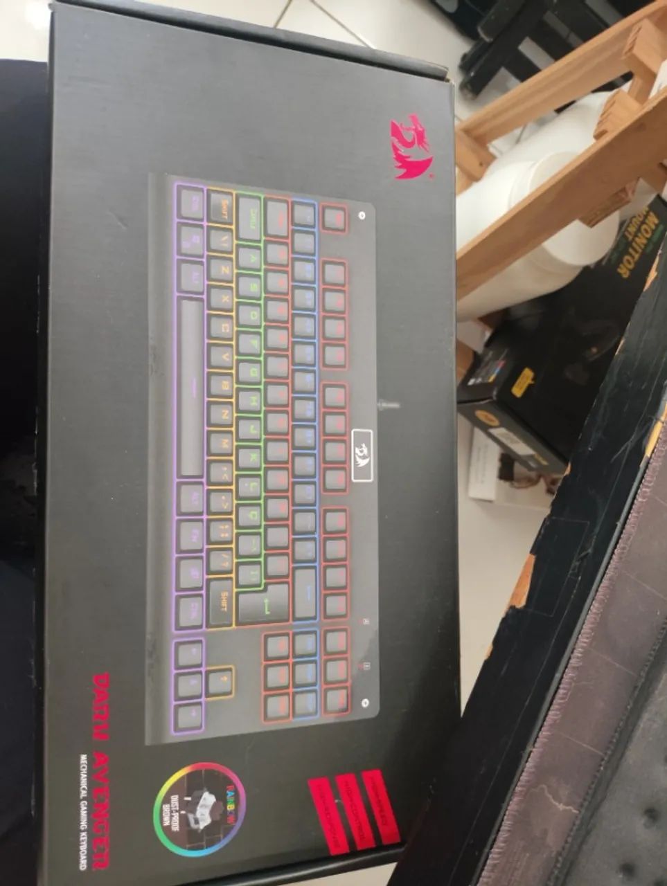 Teclado mecânico Dark Avenger