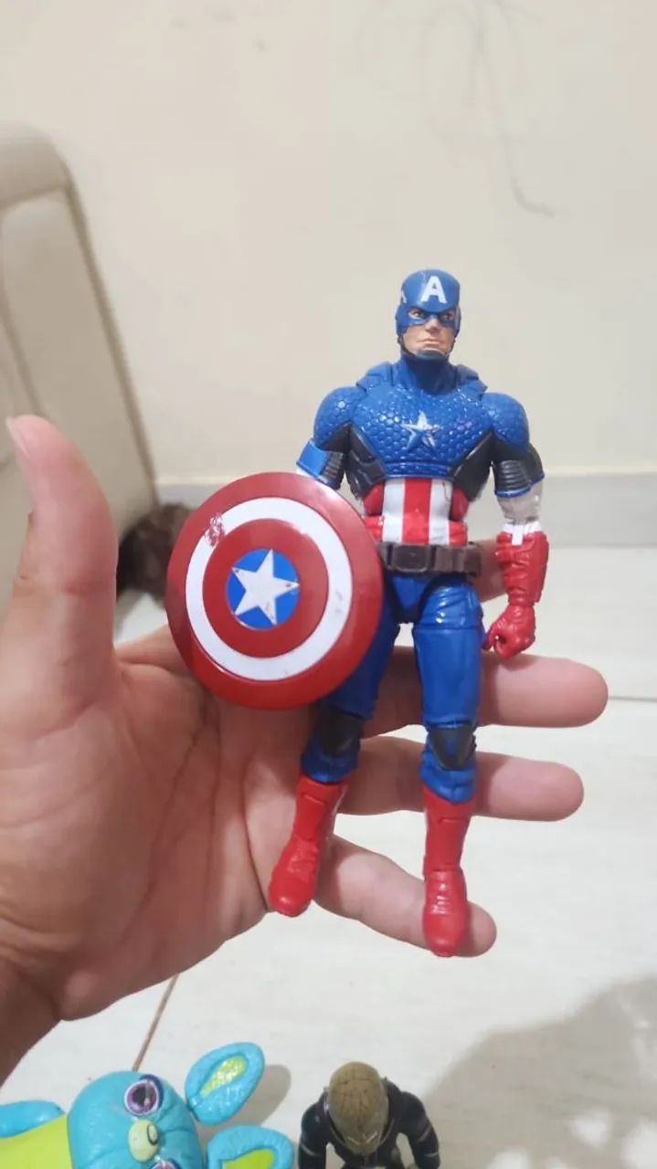 Boneco marvel legends capitao america 