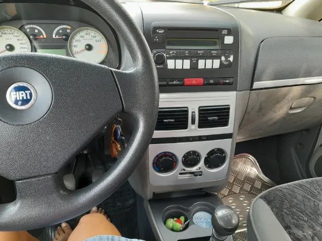 Fiat Idea HLX 1.8 MPI Flex 8V 5P 2006 - Foto 3
