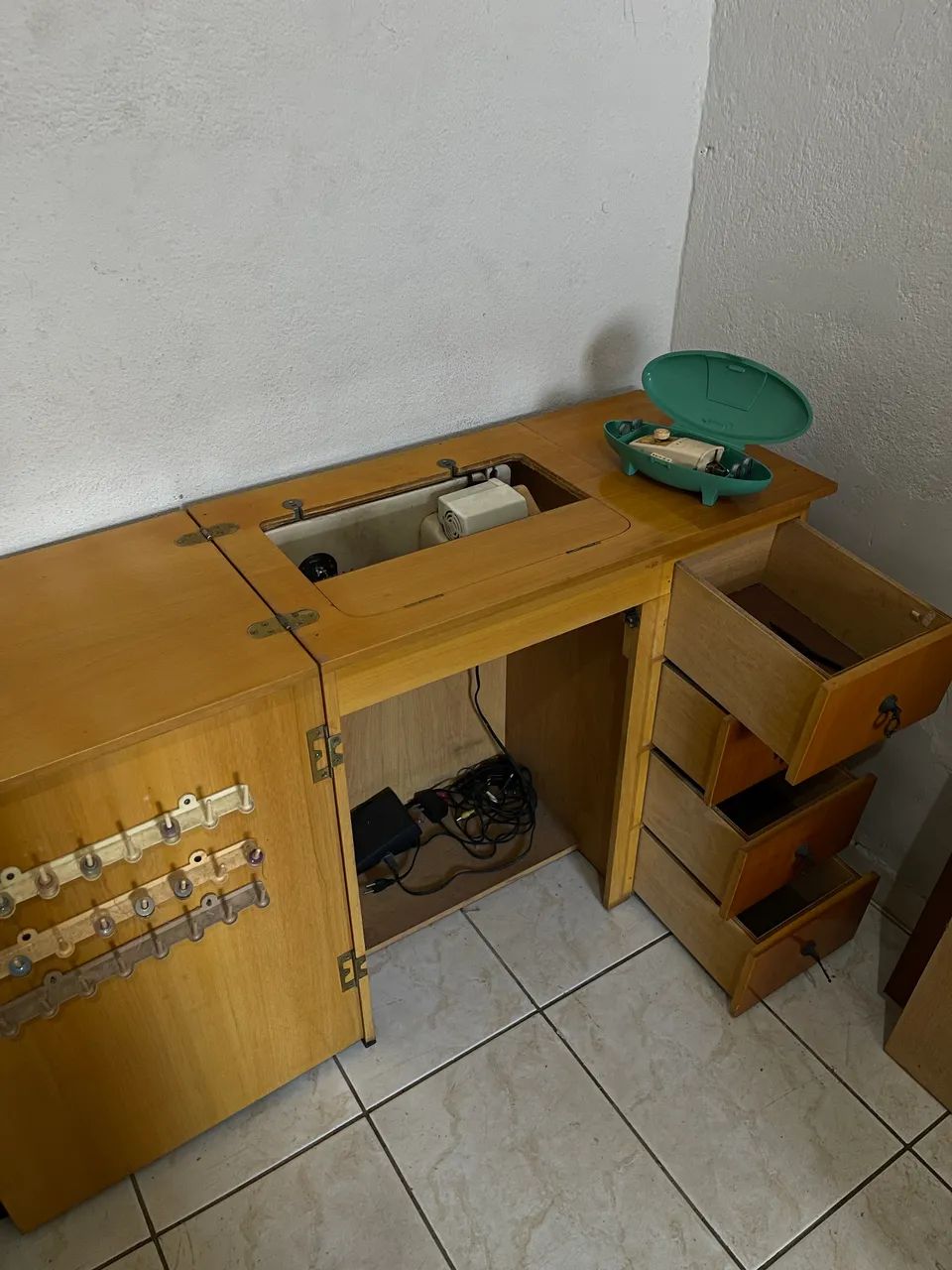 Singer 288 com gabinete original - Foto 4