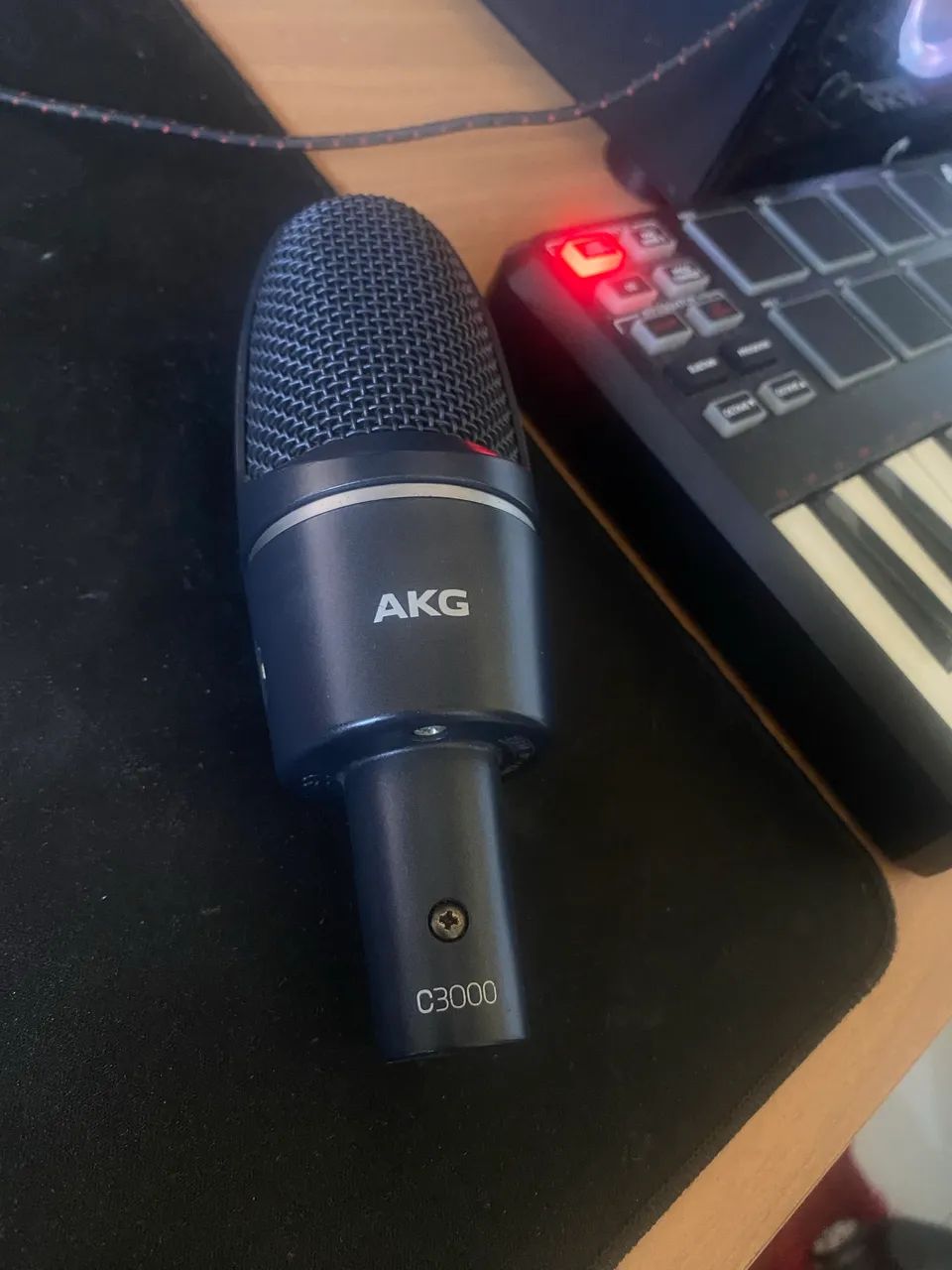 MICROFONE CONDENSADOR AKG C3000444717196640921601