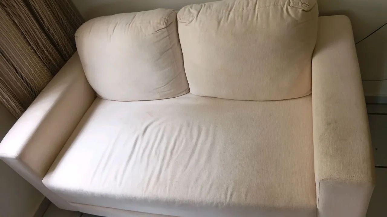 Sofá 2 lugares 