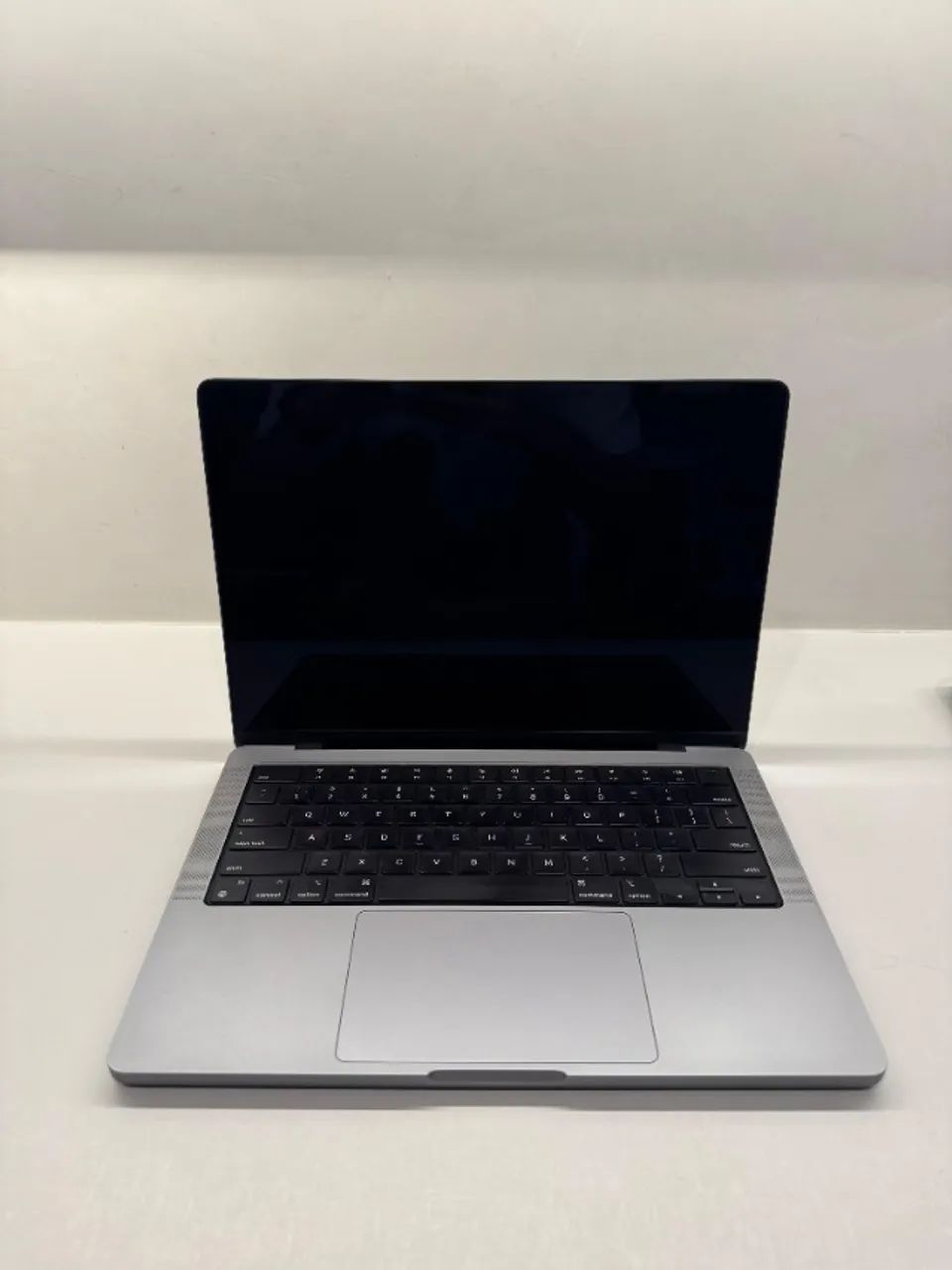 MacBook Pro 14