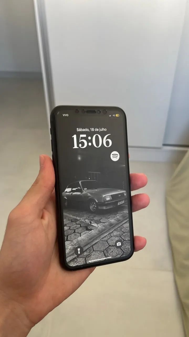 iPhone 