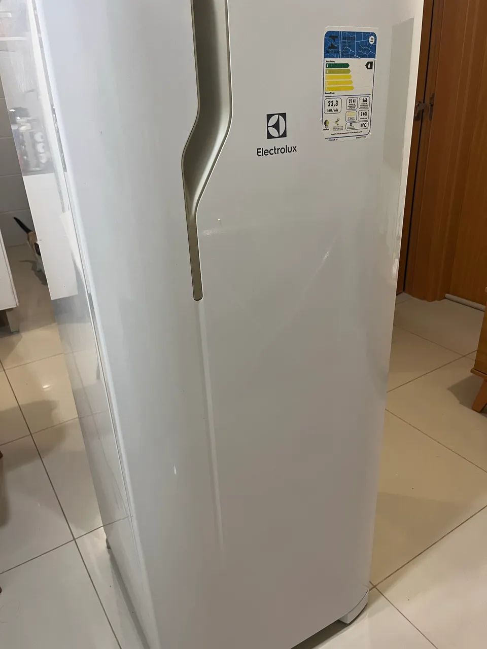 Geladeira eletrolux - funcionando bem 